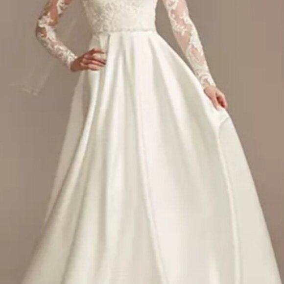 Brand New Oleg Cassini Wedding Dress - Picture 6 of 9